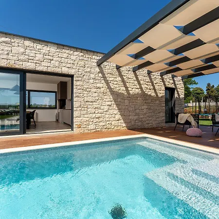 펜션 Absolute Traumvilla Mit Pool, Sauna, Whirlpool, 6 Bikes, Tischtennis, Outdoor-kueche, Grillkamin *