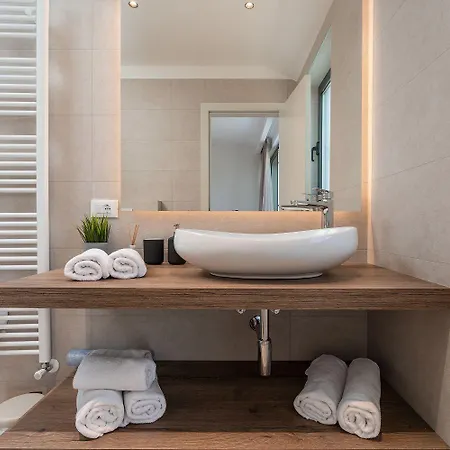 Σπίτι διακοπών Absolute Traumvilla Mit Pool, Sauna, Whirlpool, 6 Bikes, Tischtennis, Outdoor-kueche, Grillkamin *