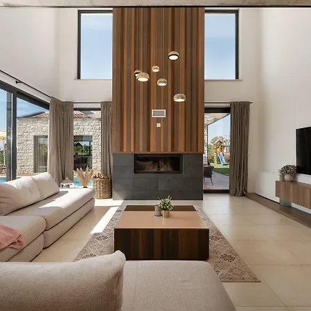 Absolute Traumvilla Mit Pool, Sauna, Whirlpool, 6 Bikes, Tischtennis, Outdoor-kueche, Grillkamin Σπίτι διακοπών Stuti