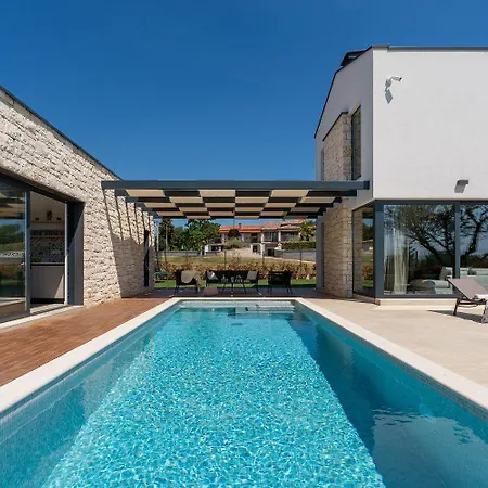 Absolute Traumvilla Mit Pool, Sauna, Whirlpool, 6 Bikes, Tischtennis, Outdoor-kueche, Grillkamin Σπίτι διακοπών Stuti